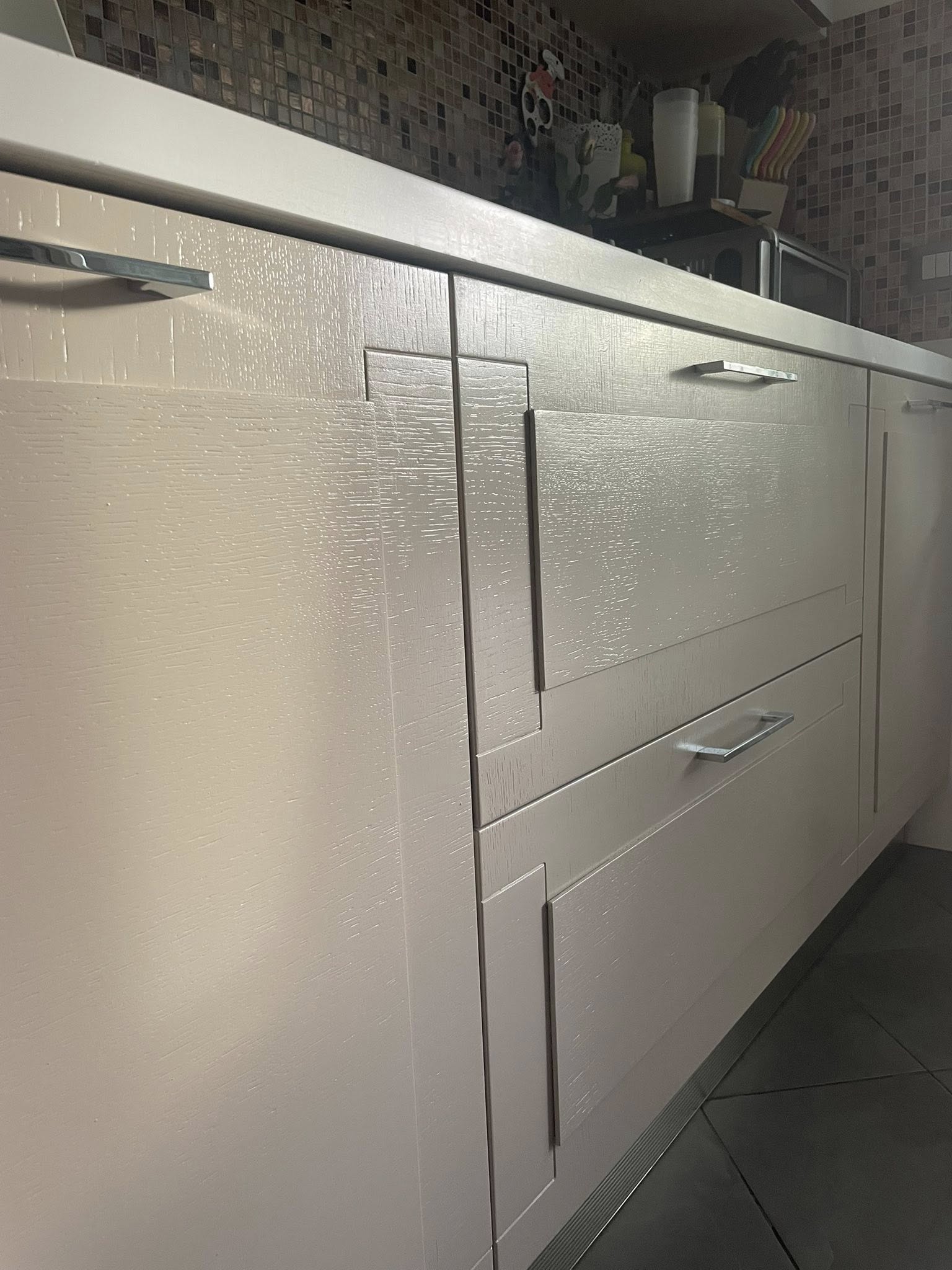 dettaglio cucina ridipinta