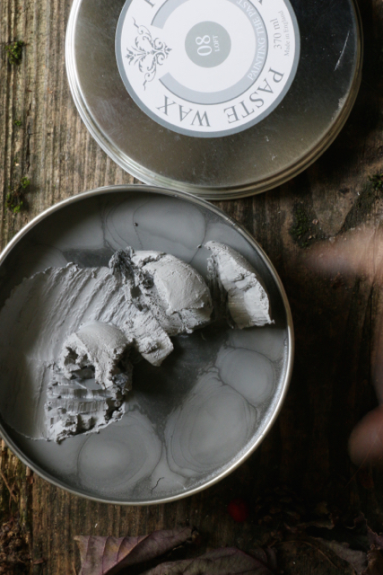 Painting The past: Cera decorativa Loft