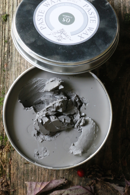 Painting The past: Cera decorativa Carbone