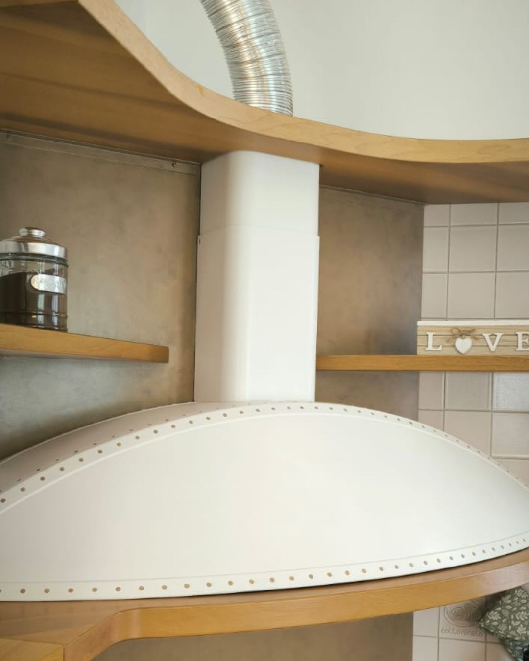 cappa dipinta con fusion mineral paint